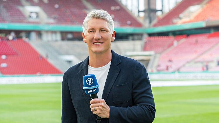 "Am Ende war es der schw&auml;rzeste Tag", sagt Bastian Schweinsteiger &uuml;ber den 13. November 2015 in Paris. Damals war er Kapit&auml;n der Nationalmannschaft.
