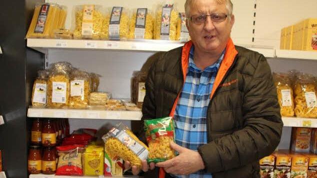 Günther Kraus, Geschäftsführer des RugenDorfladens. Foto: Sonja Adam/Archiv