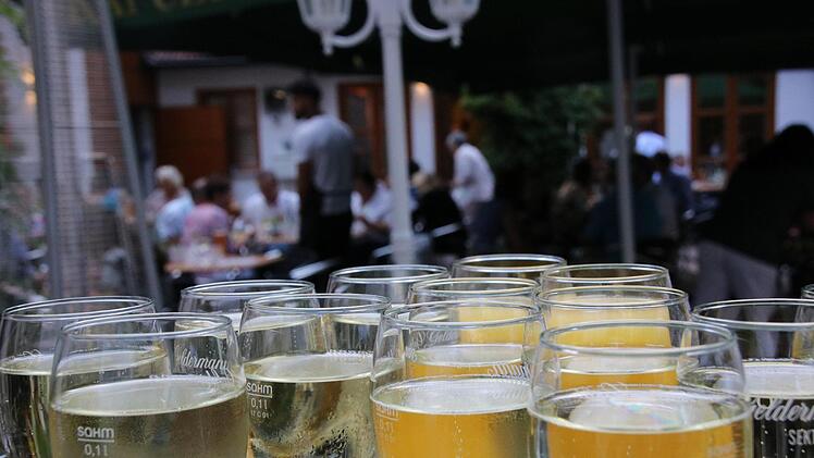 Begrüßung der Gäste. Foto: Jürgen Gärtner