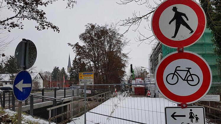 Seit Jahren harrt die Brücke in der Steinbühlstraße der Sanierung. Im kommenden Jahr ist es so weit.