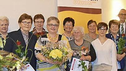 Die Frauenunion ehrte Gründungsmitglieder und langjährige Mitglieder.  Fotos: Andreas Welz