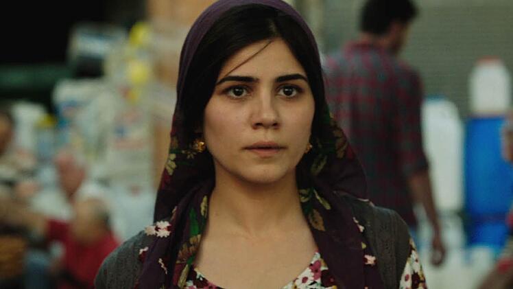 Die schöne Meryem (Zeynep Çamc) wird mit Mustafa Ort verheiratet. Meryem fühlt sich einsam und unglücklich. Doch eines Tages kommt ihr einstiger Verehrer Murat vom geleisteten Wehrdienst zurück. Foto: pr