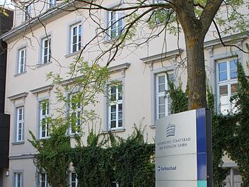 Das Kultusministerium hält den Neumann-Flügel des Kurhaushotels für unverzichtbar. Foto: Thomas Mäuser