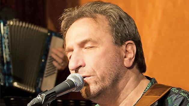 Clemens Bittlinger ist am 2. Juli in Ebern zu Gast.