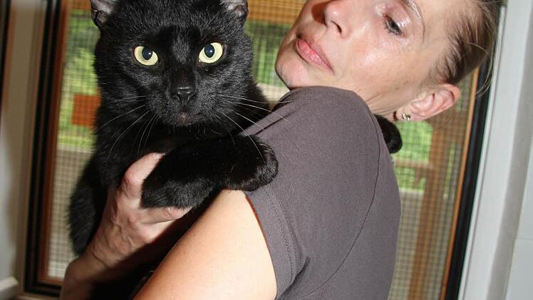 Susanne Schilling, Leiterin des Kulmbacher Tierheims, steht der Idee der Tier-Tafel skeptisch gegenüber. Denn sie könnte ausgerechnet Tier-Hordern zum Anreiz dienen, sich noch mehr Tiere anzuschaffen.