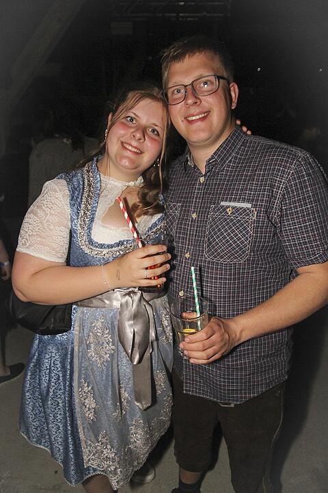 Mit der Partyband "Popnach8"!