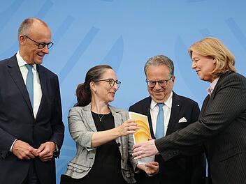 Rentenkommission legt Bericht vor