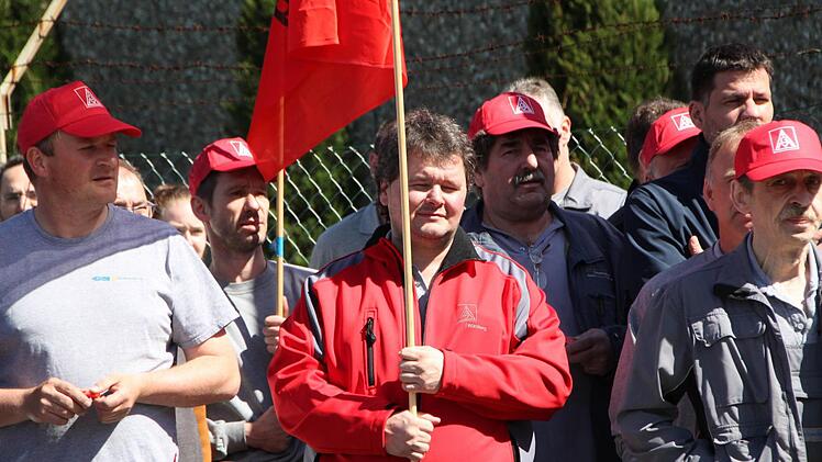 Streik der IG Metall bei GKN Sinter Metals im Werk Bad Brückenau. Foto: Ulrike Müller
