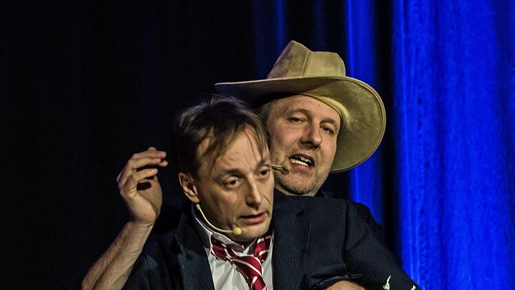 Das neue Programm des Kabarett-Trios TBC feierte seine Premiere in Beiersdorf.Foto: Jochen Berger