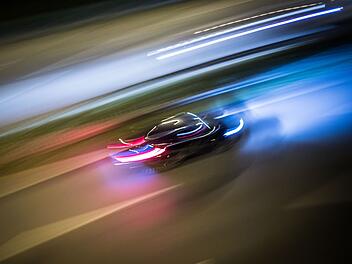 Gef&auml;hrliche Szenen in Oberfranken - Polizei stoppt Autofahrer auf A73