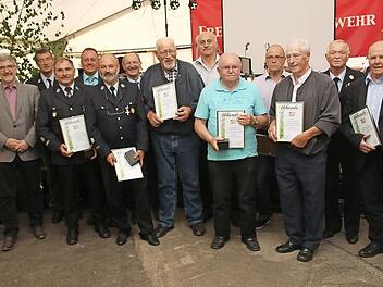 Langjährige Mitglieder wurden ausgezeichnet. Fotos: Michael Stelzner