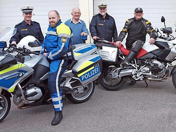 Die Sicherheit der Motorradfahrer stand im Mittelpunkt eines Pressegespräches bei der Polizeiinspektion Lichtenfels. Foto: Alfred Thiereth