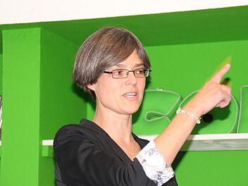 Ina Sinterhauf ist OB-Kandidatin der Coburger Grünen und führt bei der Kommunalwahl im März 2020 auch die Stadtratsliste ihrer Partei an.Foto: Oliver Schmidt