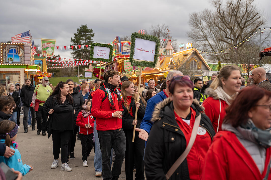 Mehr als 150 Buden und Attraktionen!
