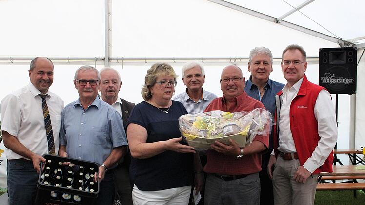 Fränkische Brotzeit und Bier gab es für die Freunde aus Hessen.