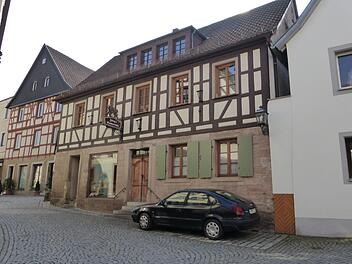 Das Fachwerkhaus Oberhacken 12 beherbergte seit dem 16. Jahrhundert B&auml;ckereien. Foto: Erich Olbrich
