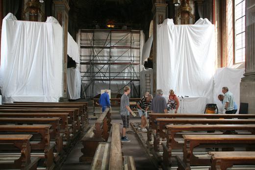 Kirchen-Ausräumaktion