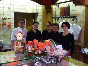 Ein Bayreuther Familienbetrieb muss dicht machen: Am Samstag hat die Metzgerei von Hans-Peter Popp (l.) zum letzten Mal ge&ouml;ffnet. Foto: Privat