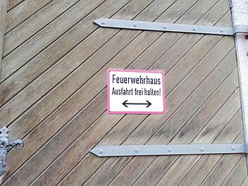 In der historischen Zehntscheune ist die Münnerstädter Feuerwehr untergebracht. Es fehlt vor allem an Platz. Foto: Heike Beudert