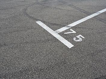 Fürth: Parkplatz wegen Demonstration gesperrt