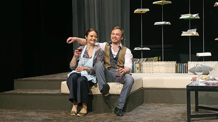 "Der Vorname": Szene aus der Coburger Erstaufführung im Theater in der Reithalle.Foto: Henning Rosenbusch