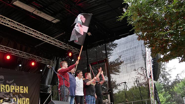 Impression von Rock im Freibad in NeustadtFoto: Manja von Nida
