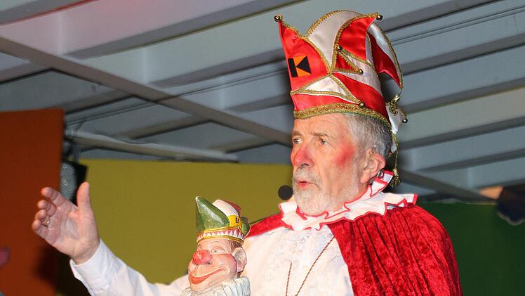 Und auch er hat seinen Abschied verkündet: Wilhelm Schmitt beendet seine großartige Büttenredner-Karriere. Foto: Dieter Britz
