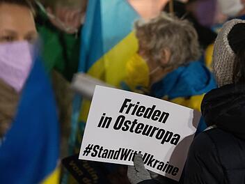 Auch in Deutschland bangen die Menschen um die Ukraine und die Sicherheit in Europa.Foto: Joint Forces Operation/AP/dpa
