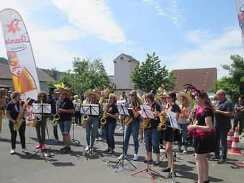 Die Fuschter Musikanten gaben der Dorfwette ihren musikalischen Drive und sorgten für südamerikanische Stimmung beim "Karneval in Rio".