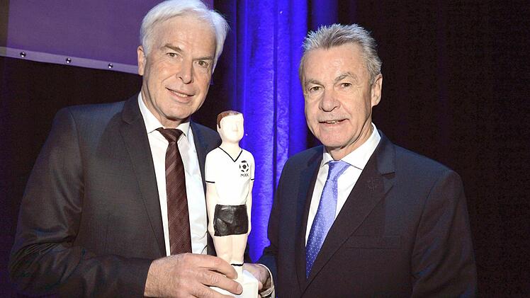 Der jahrelange Herausgeber des "Kicker", Rainer Holzschuh (links) ist tot.