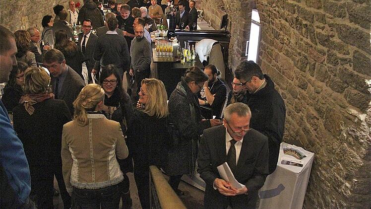 Der Andrang war überwältigend. Gäste wie Winzer und Organisatoren äußerten sich begeistert.