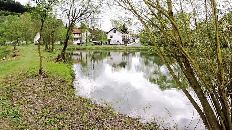 Der Dorfsee in Stettfeld ist ein schönes Fleckchen Erde. Das Areal soll aufgewertet und attraktiver werden. Die ersten Pläne liegen dafür vor.