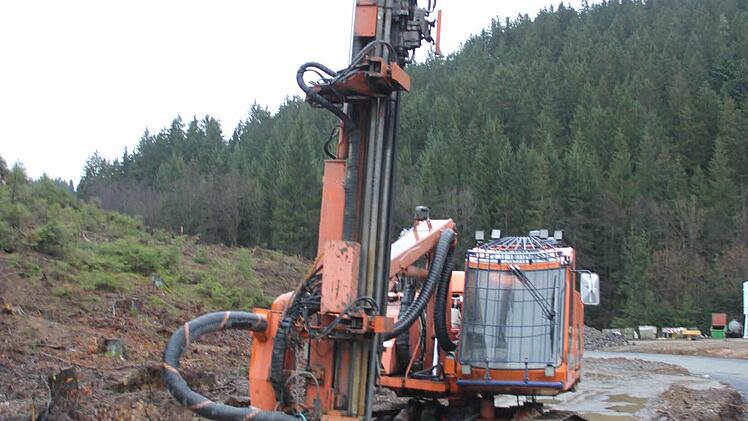 Eine der Baumaschinen  Foto: Friedwald Schedel