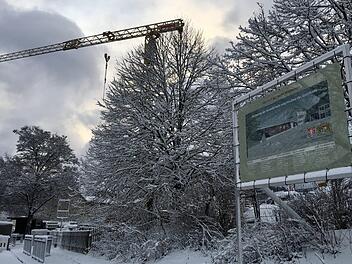 Der Wintereinbruch in Wildflecken bremst den Neubau der Turnhalle etwas aus.Sebastian Schmitt