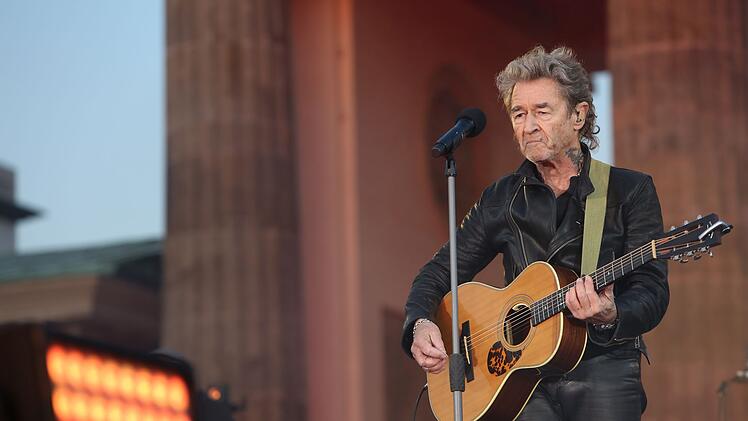 Peter Maffay setzte bei seinem Auftritt ein Zeichen gegen Hass und f&uuml;r Toleranz.