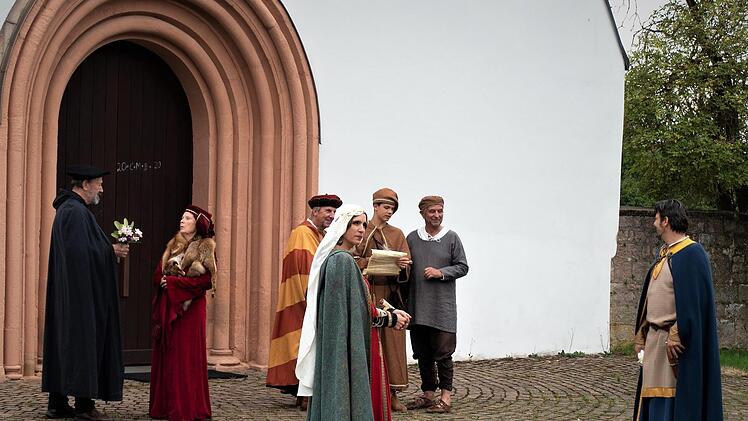 Mittelalter vor der Klosterkirche Stephanie Kunder