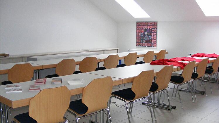 Reichlich Platz finden die Mitglieder der Neuhauser Feuerwehr in ihrem neuen Schulungsraum.