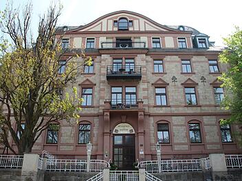 Das frühere Sanatorium Dapper (heute: Dappers Hotel) ist eines der markantesten Gebäude des Kissinger Architekten Carl Krampf. B. Borst