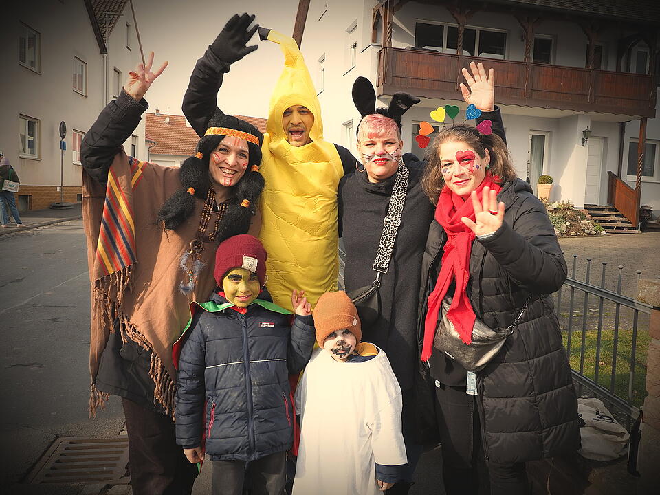 Faschingsumzug 2025 in Thulba - Wir haben die schönsten Fotos!