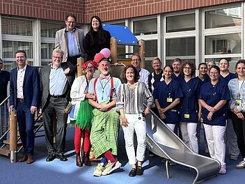 Kinderklinik Bayreuth weiht neuen Spielplatz ein - "Stück Lebensfreude"