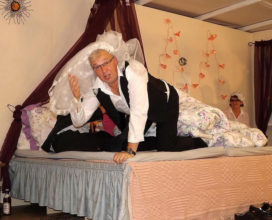 07.11.2016 Theatergruppe Gerach spielt >Die Nacht der Nächte!<