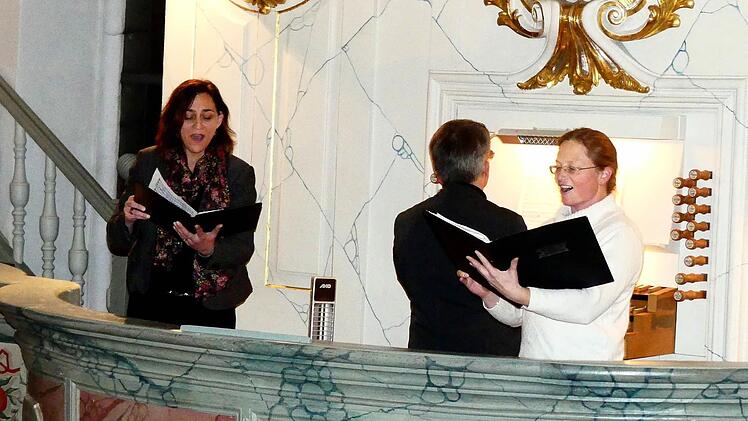 Elisa Pachmann & Manuela Schraml mit Thomas Grünke