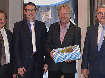 Erich Braun siegt bei Aktion &bdquo;Danke Schiri&ldquo;