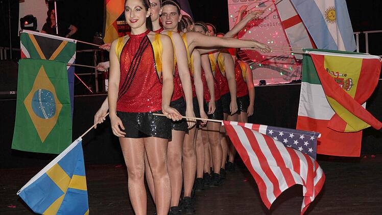 Die Showtanzgruppe aus Heubach bei Ebern. Foto: Mathias Erlwein