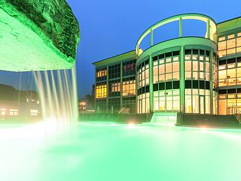 Franken bietet nicht nur herrliche Wanderwege und Sehenswürdigkeiten, sondern auch tolle Orte, um den Alltag einmal zu vergessen. Nur ein Beispiel ist das Dorint Resort und Spa Hotel in Bad Brückenau.