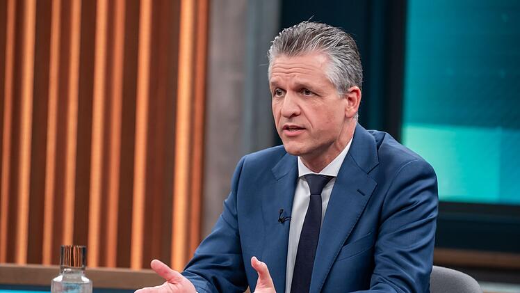 CDU-Fraktionschef Thorsten Frei hielt sich mit Attacken gegen den Koalitionspartner SPD zur&uuml;ck.