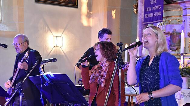 Lieder für Geist und Seele präsentierte "Jericho", (von links) Frank Seifert, Hans-Jürgen Neupert, Eva Schürmann, Ella List.Foto:Uschi Prawitz