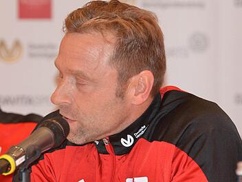 Lust auf Verantwortung: Thomas Häßler bei der Pressekonferenz zum Auftakt des Projektes "(wieder)entdeckt". Foto: Jürgen Schmitt