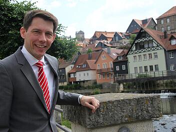 Das Vorstandsmitglied der Sparkasse Kulmbach-Kronach, Steffen Potsdata, ist vom Betreuungsnetzwerk "Lebensqualität für Generationen" überzeugt. LQG ist sowohl für Mitarbeiter als auch für Unternehmen mit Vorteilen verbunden. Veronika Schadeck