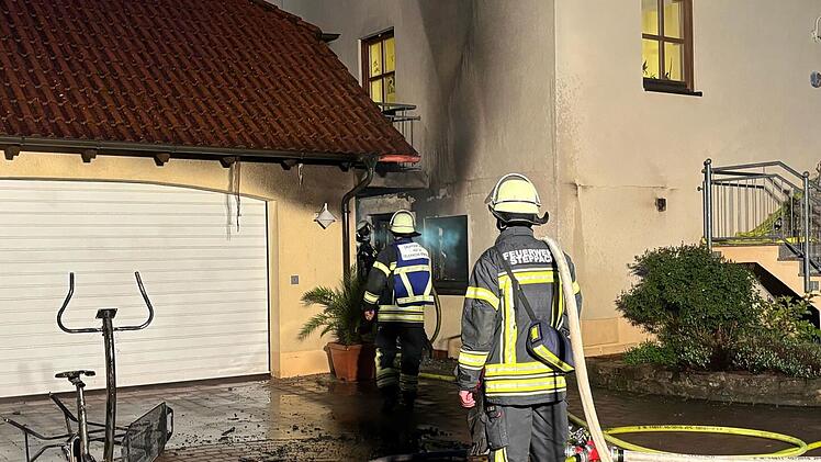 Pommersfelden: Brand macht Einfamilienhaus unbewohnbar - enormer Sachschaden